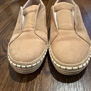 J Slides Tan Slip-On Women's Sneakers